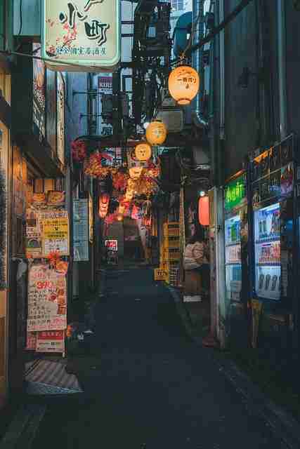 抖音成人版隐秘功能使用指南|短剧剧本写作指南